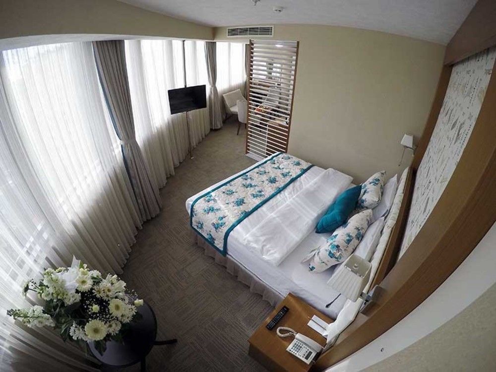 Yol Is Holiday Adana Zewnętrze zdjęcie